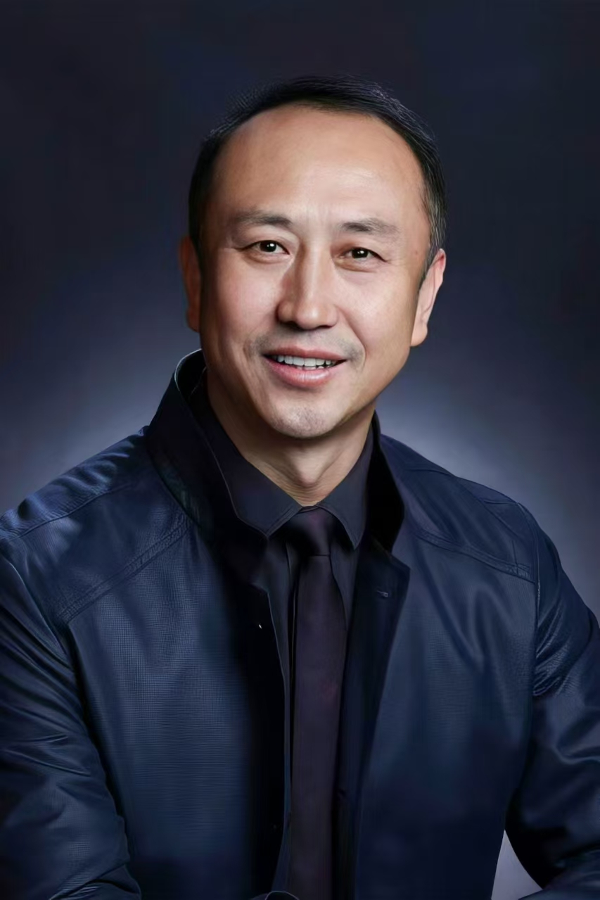 校长、书记管杰